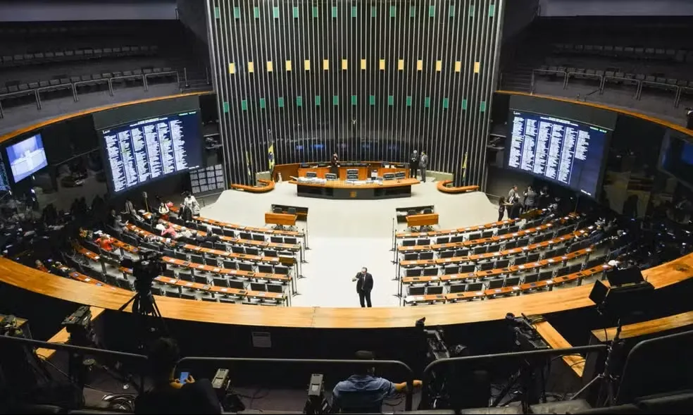 Confira os Deputados Federais eleitos no Paraná nas Eleições 2026