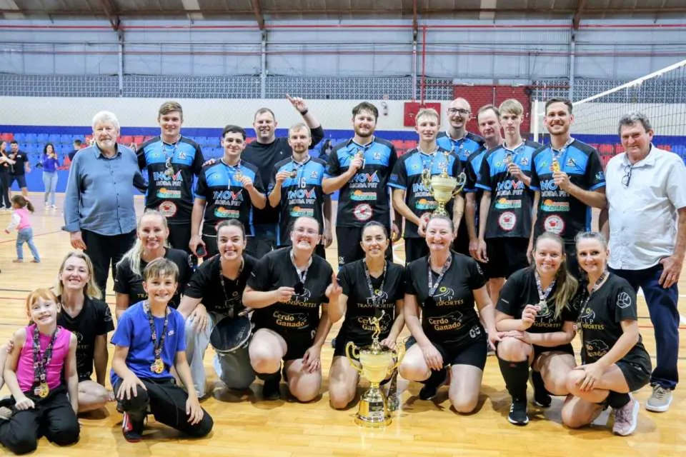Finais emocionantes definem os campeões do Voleibol Municipal 2026 de Nova Santa Rosa