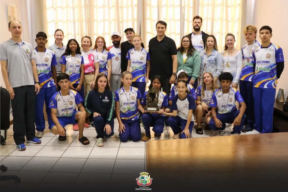 Atletas de Pato Bragado brilham nas Olimpíadas da Amop e são homenageados
